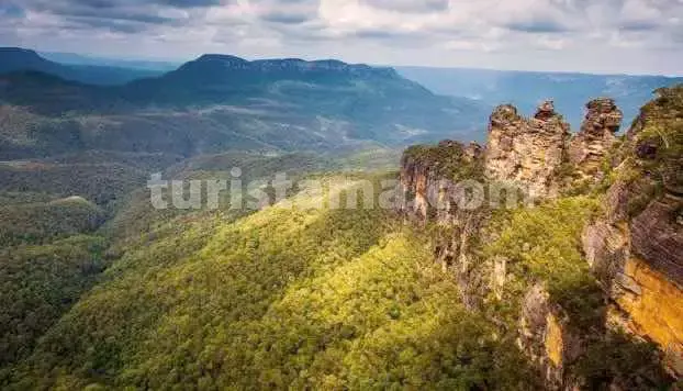 Outback adventures on the road Alpine escapes and mountain drives Remote and pristine road trip destinations.